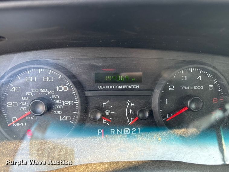 image for item EU4564 2008 Ford Crown Victoria Police Interceptor 