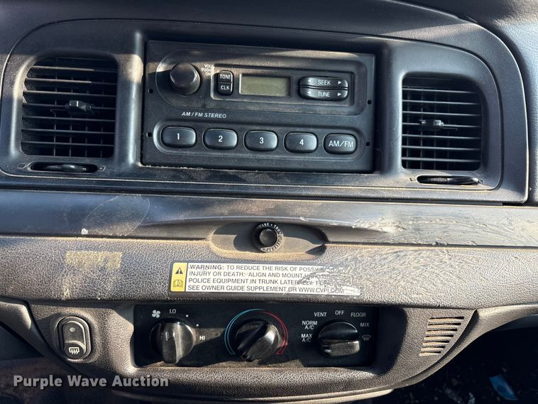 image for item EU4564 2008 Ford Crown Victoria Police Interceptor 