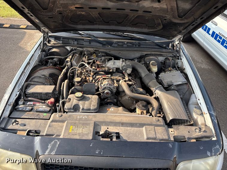 image for item EU4564 2008 Ford Crown Victoria Police Interceptor 