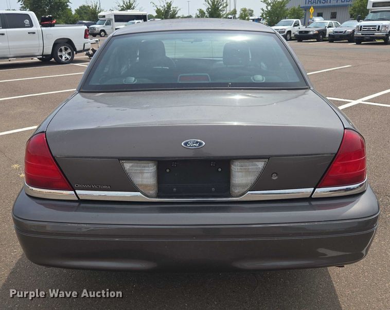 image for item EU4567 2007 Ford Crown Victoria Police Interceptor 