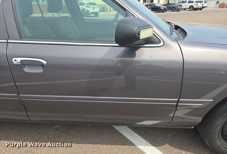 image for item EU4567 2007 Ford Crown Victoria Police Interceptor 