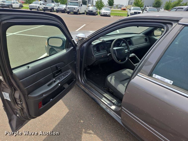 image for item EU4567 2007 Ford Crown Victoria Police Interceptor 