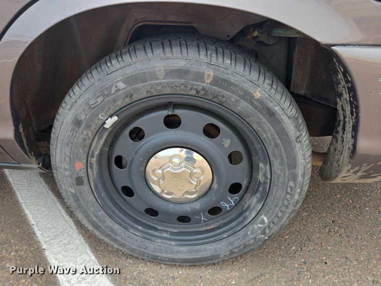 image for item EU4567 2007 Ford Crown Victoria Police Interceptor 