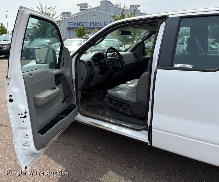 image for item EU4569 2007 Ford F150 SuperCab pickup truck