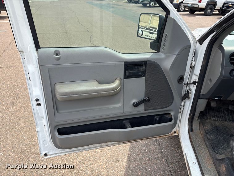 image for item EU4569 2007 Ford F150 SuperCab pickup truck