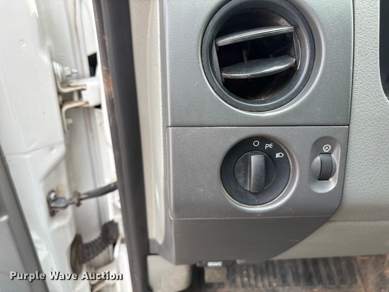 image for item EU4569 2007 Ford F150 SuperCab pickup truck