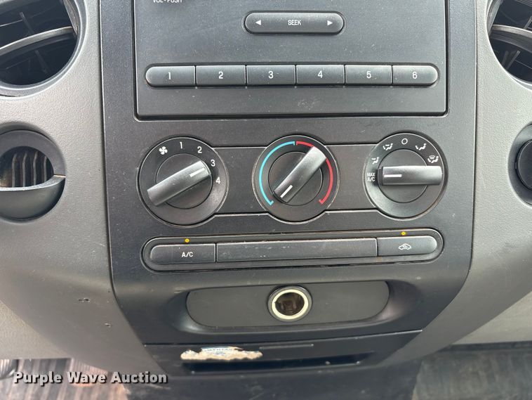 image for item EU4569 2007 Ford F150 SuperCab pickup truck