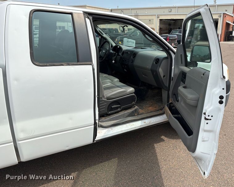 image for item EU4569 2007 Ford F150 SuperCab pickup truck