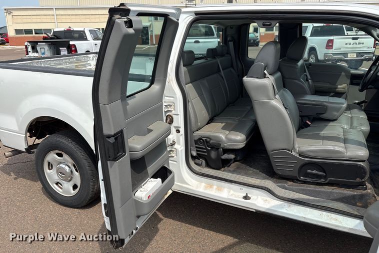 image for item EU4569 2007 Ford F150 SuperCab pickup truck