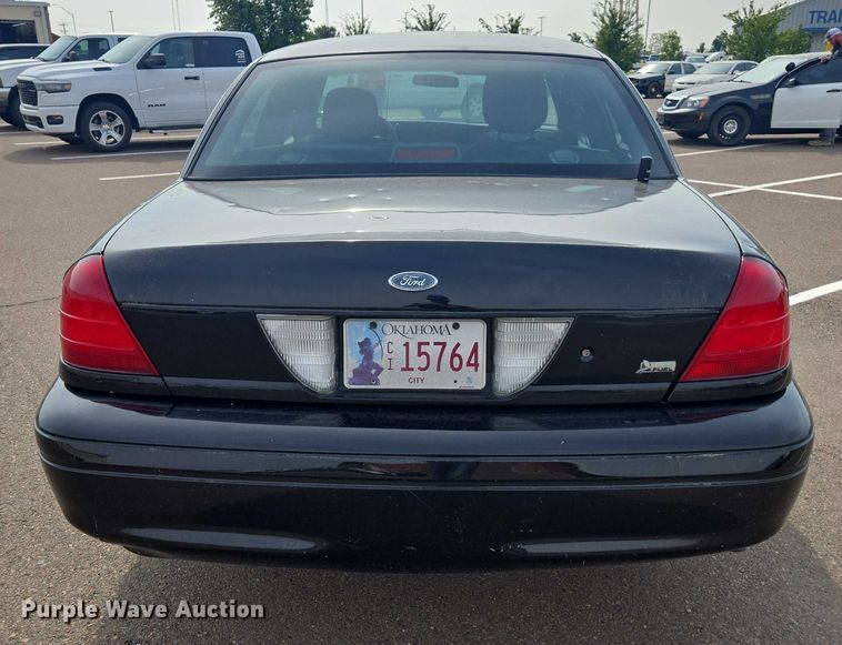 image for item EU4570 2011 Ford Crown Victoria Police Interceptor 