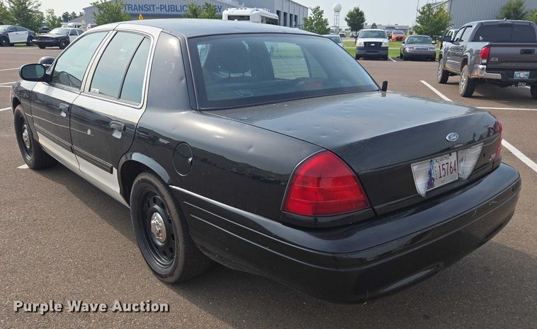 image for item EU4570 2011 Ford Crown Victoria Police Interceptor 