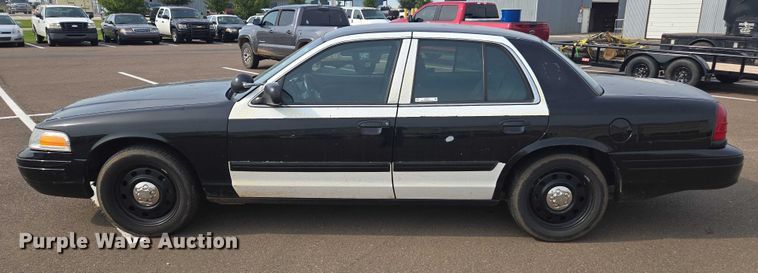 image for item EU4570 2011 Ford Crown Victoria Police Interceptor 