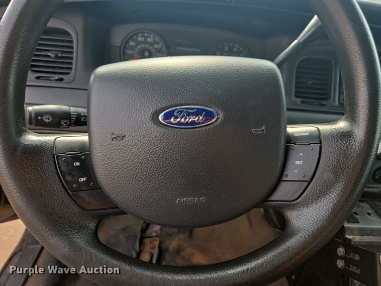 image for item EU4570 2011 Ford Crown Victoria Police Interceptor 