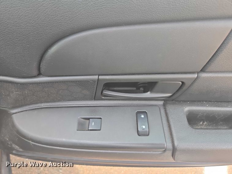 image for item EU4570 2011 Ford Crown Victoria Police Interceptor 