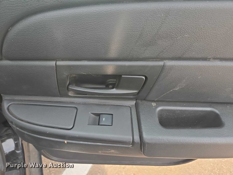 image for item EU4570 2011 Ford Crown Victoria Police Interceptor 