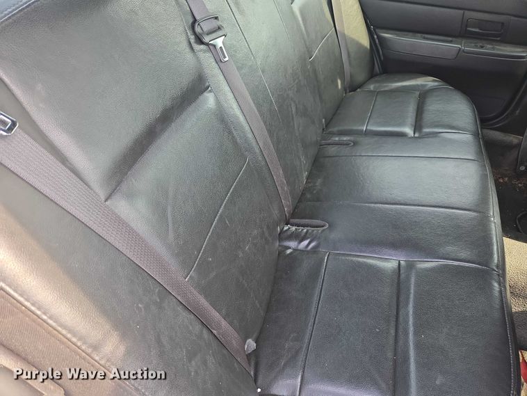 image for item EU4570 2011 Ford Crown Victoria Police Interceptor 