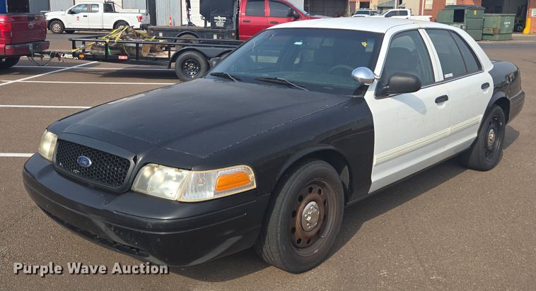 image for item EU4572 2010 Ford Crown Victoria 