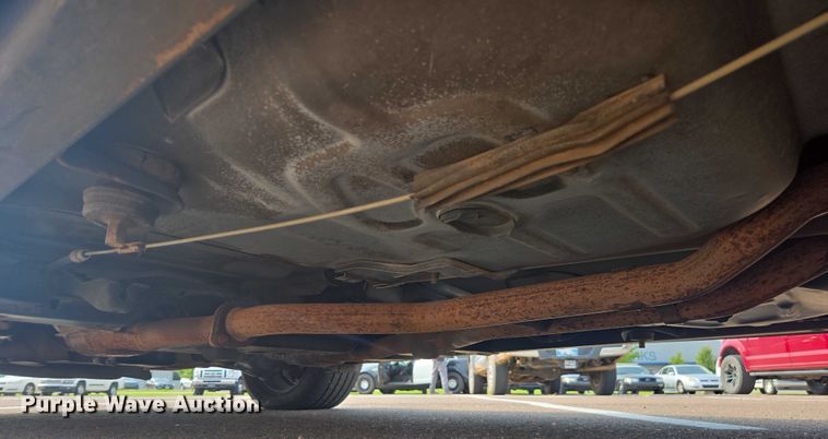 image for item EU4572 2010 Ford Crown Victoria 