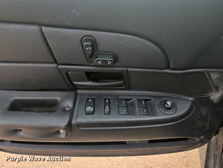 image for item EU4572 2010 Ford Crown Victoria 