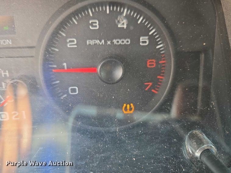 image for item EU4572 2010 Ford Crown Victoria 