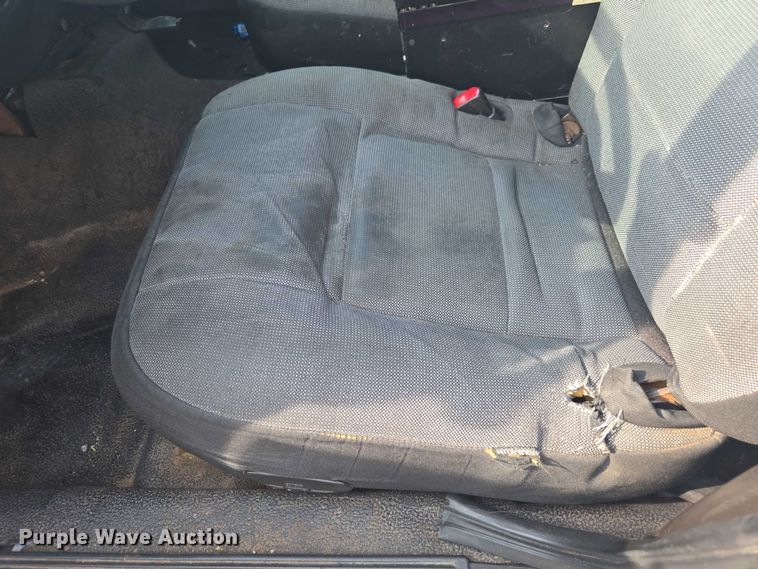 image for item EU4572 2010 Ford Crown Victoria 