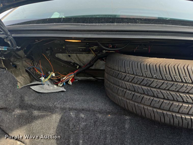 image for item EU4572 2010 Ford Crown Victoria 