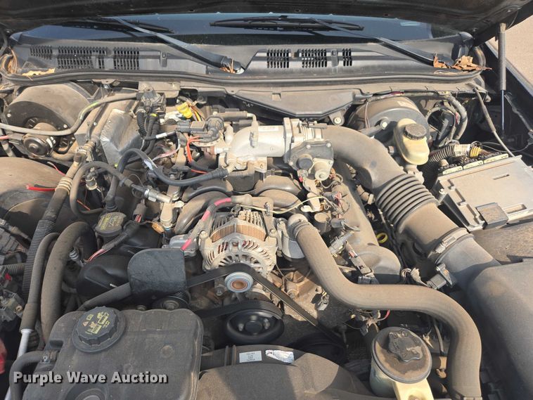 image for item EU4572 2010 Ford Crown Victoria 