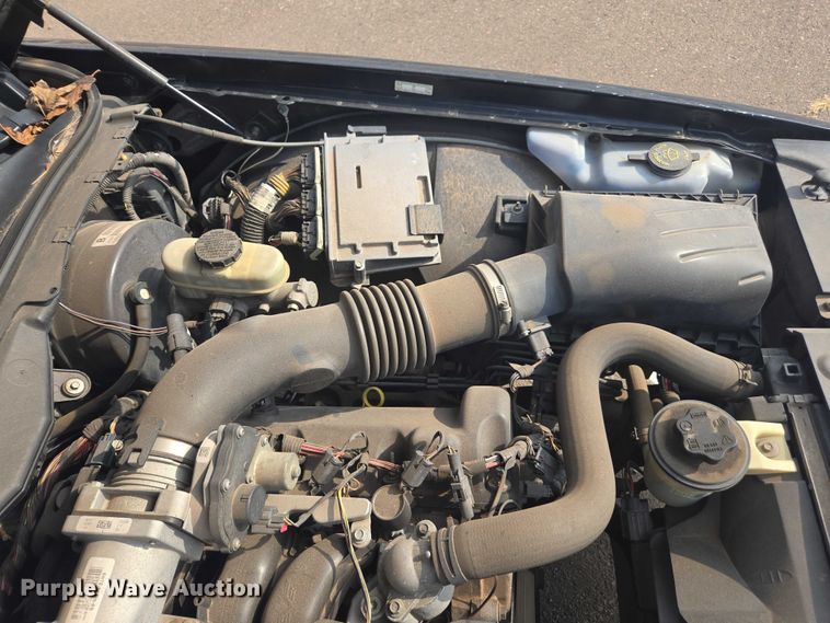 image for item EU4572 2010 Ford Crown Victoria 