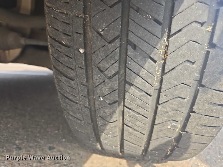 image for item EU4572 2010 Ford Crown Victoria 