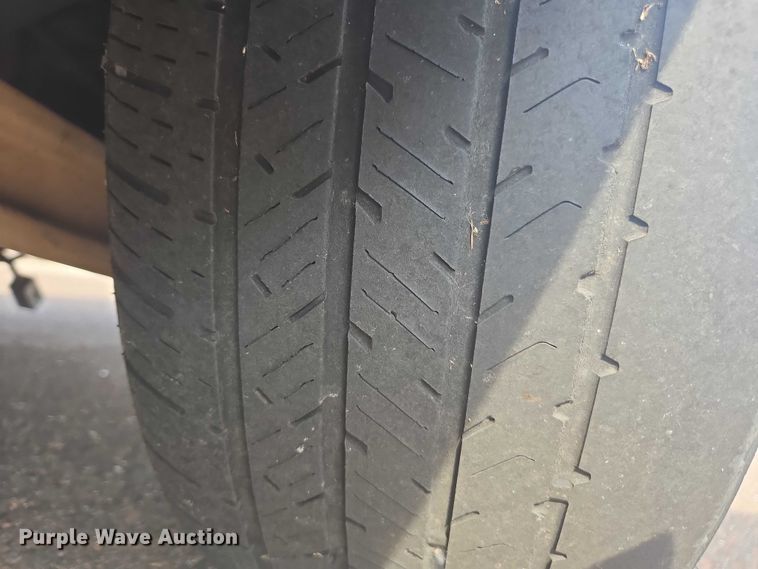 image for item EU4572 2010 Ford Crown Victoria 