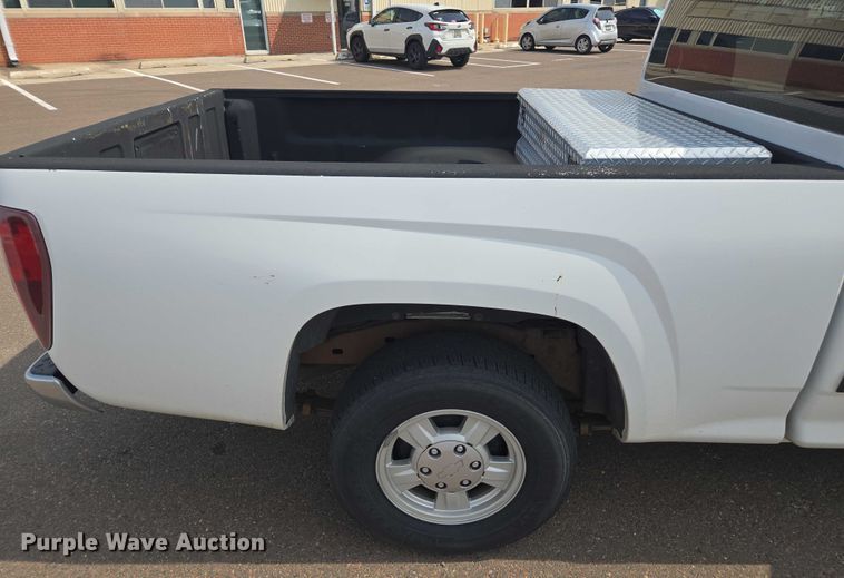 image for item EU4573 2008 Chevrolet Colorado pickup truck