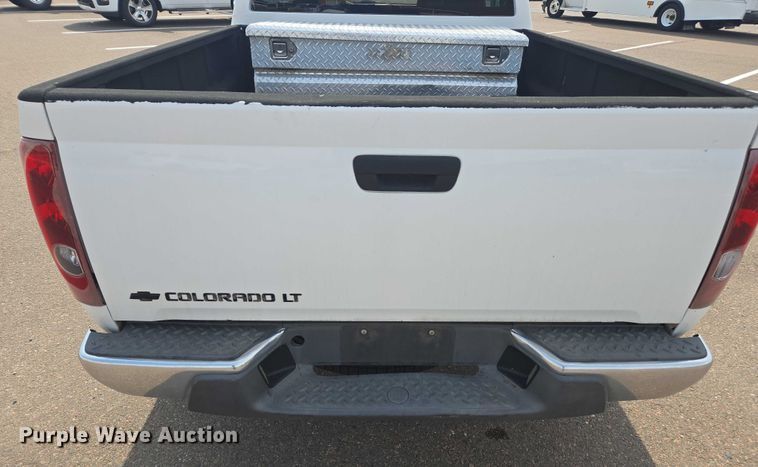 image for item EU4573 2008 Chevrolet Colorado pickup truck