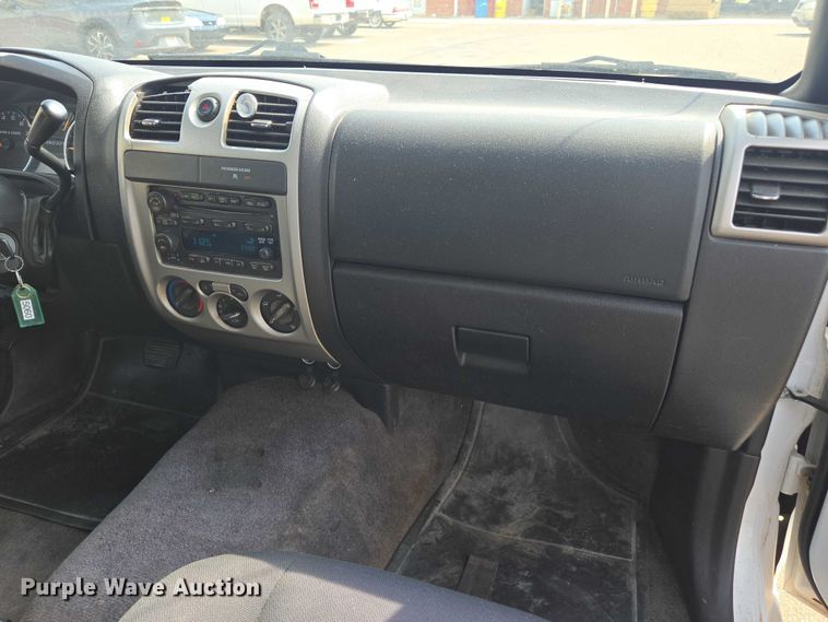 image for item EU4573 2008 Chevrolet Colorado pickup truck