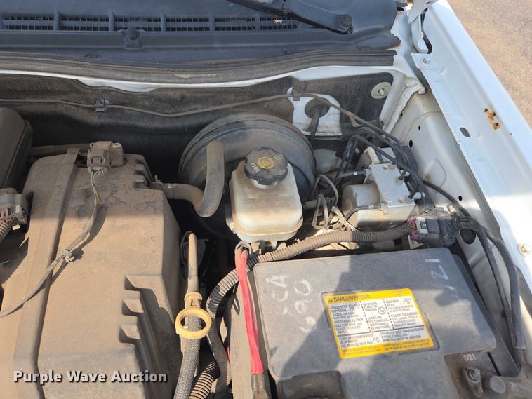 image for item EU4573 2008 Chevrolet Colorado pickup truck