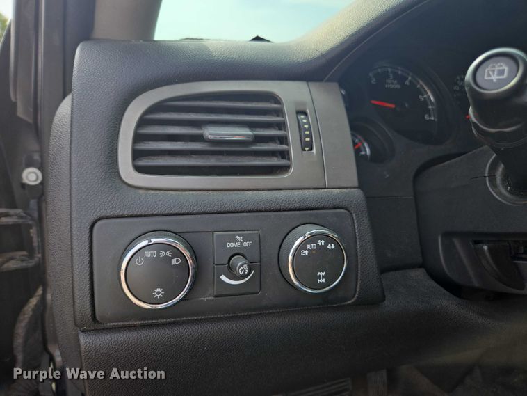 image for item EU4575 2012 Chevrolet Tahoe SUV