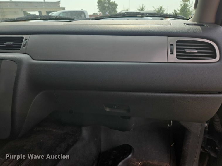 image for item EU4575 2012 Chevrolet Tahoe SUV