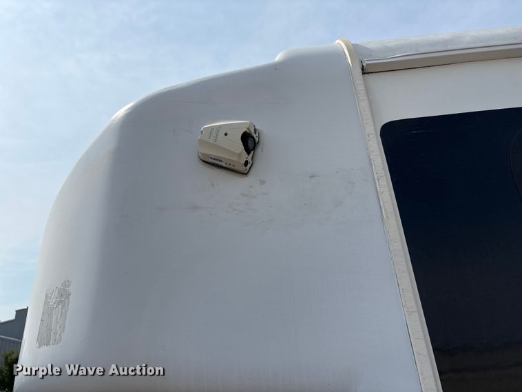 image for item EU4576 2014 Ford E450 Super duty shuttle bus