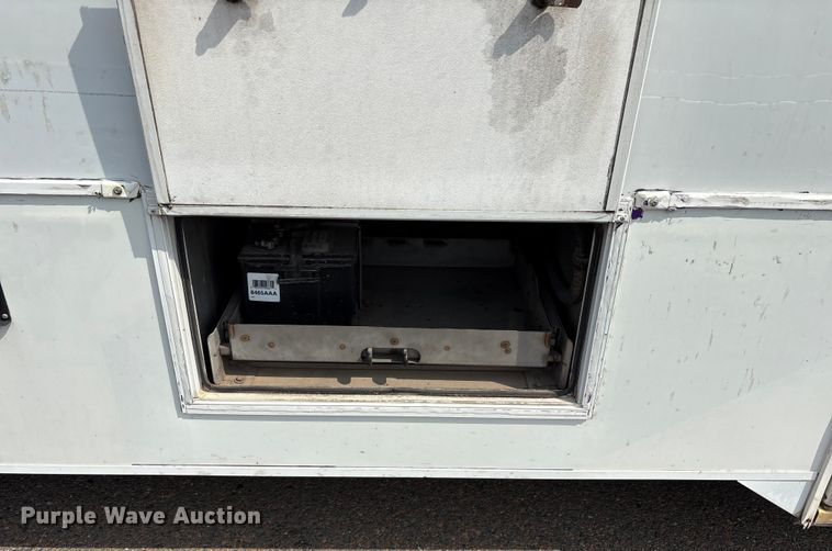 image for item EU4576 2014 Ford E450 Super duty shuttle bus