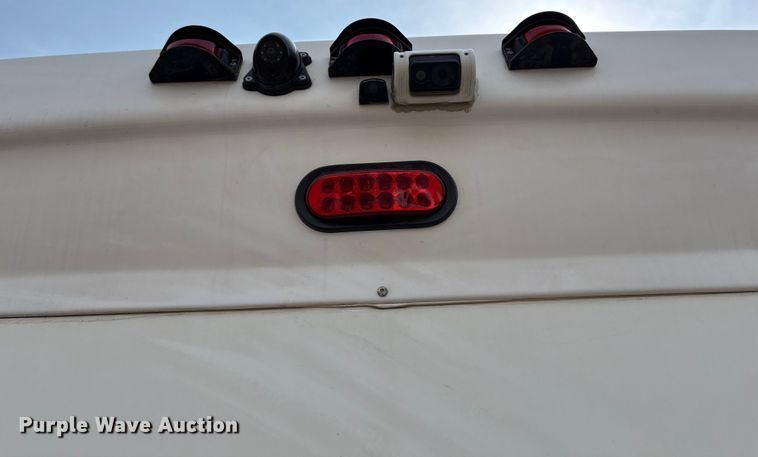 image for item EU4576 2014 Ford E450 Super duty shuttle bus