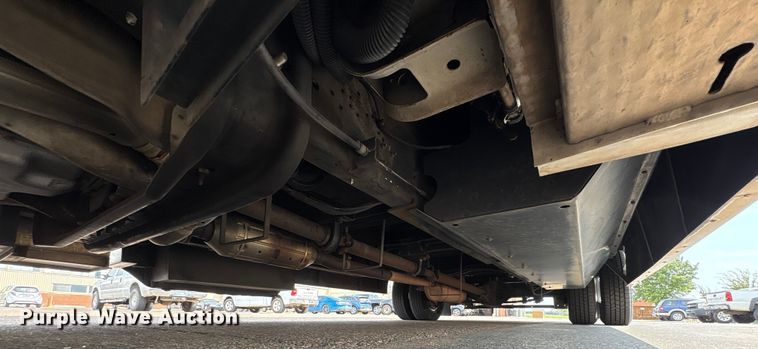 image for item EU4576 2014 Ford E450 Super duty shuttle bus