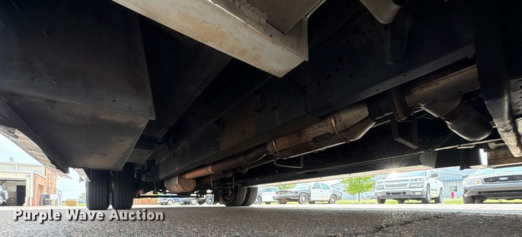 image for item EU4576 2014 Ford E450 Super duty shuttle bus