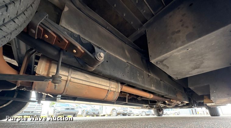 image for item EU4576 2014 Ford E450 Super duty shuttle bus