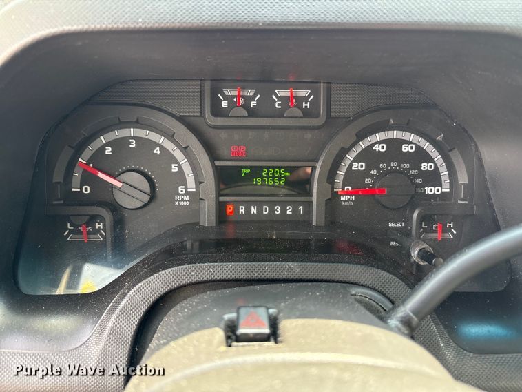 image for item EU4576 2014 Ford E450 Super duty shuttle bus