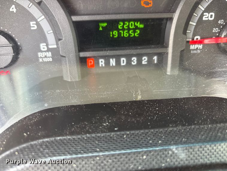 image for item EU4576 2014 Ford E450 Super duty shuttle bus