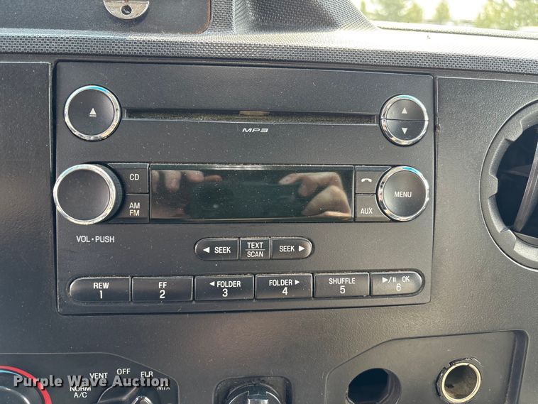 image for item EU4576 2014 Ford E450 Super duty shuttle bus