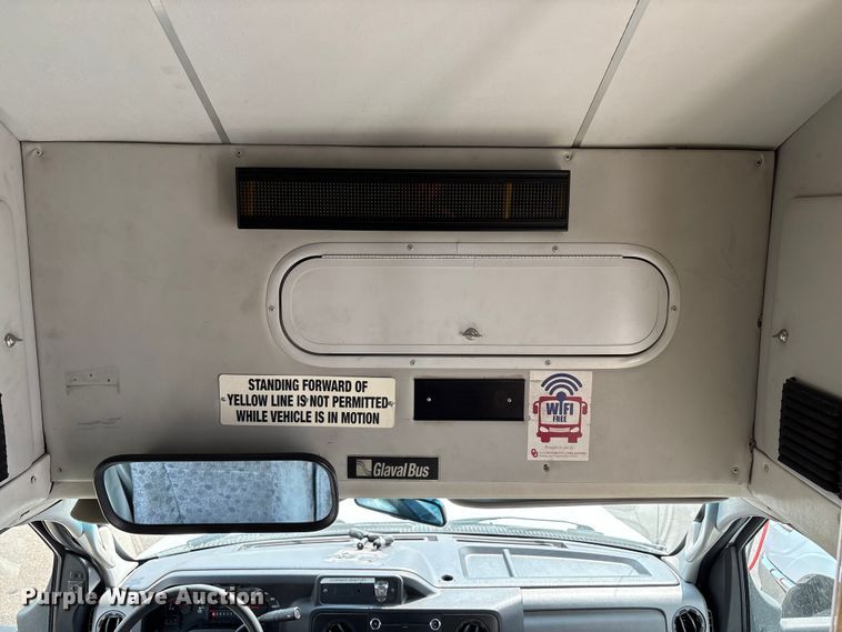 image for item EU4576 2014 Ford E450 Super duty shuttle bus