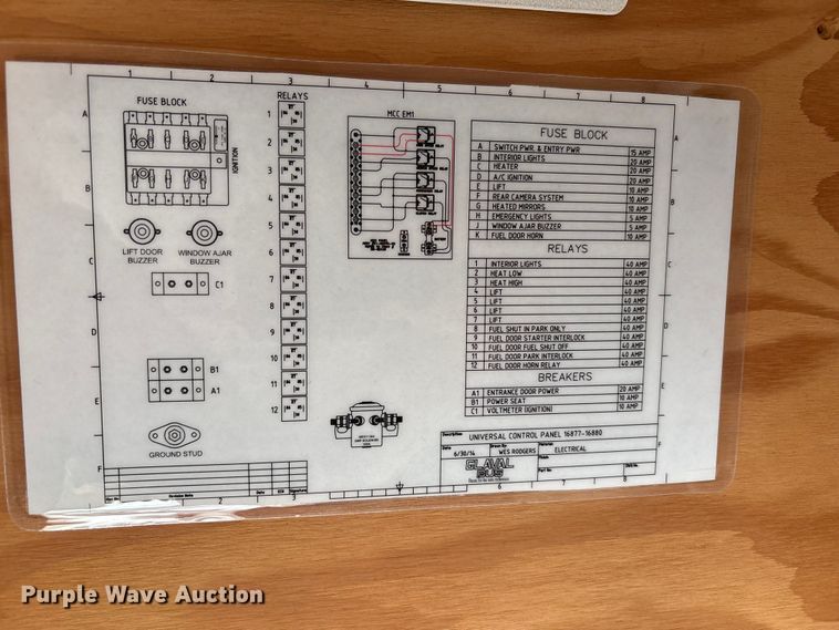image for item EU4576 2014 Ford E450 Super duty shuttle bus