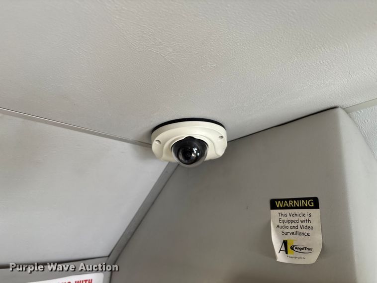 image for item EU4576 2014 Ford E450 Super duty shuttle bus