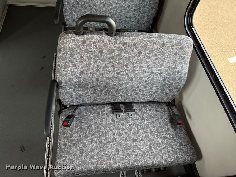 image for item EU4576 2014 Ford E450 Super duty shuttle bus