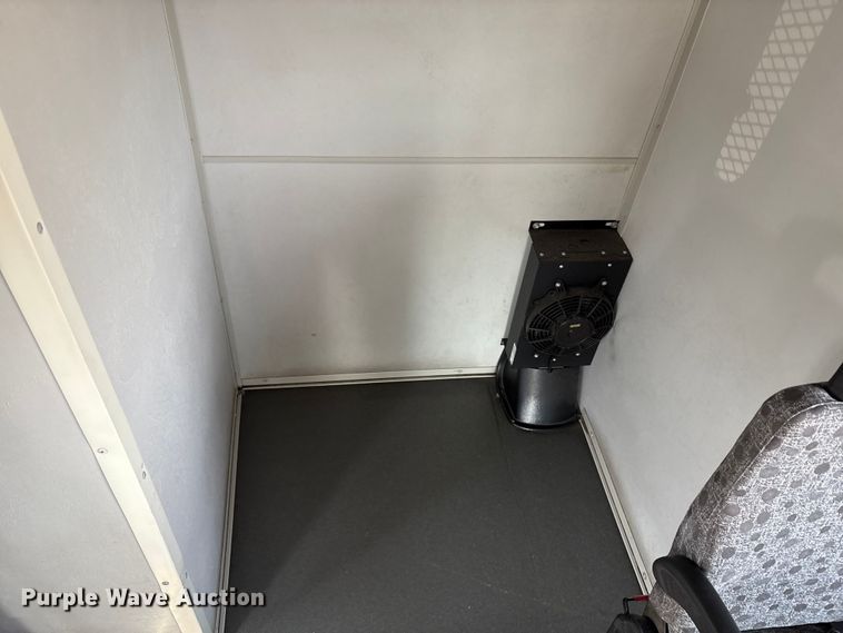 image for item EU4576 2014 Ford E450 Super duty shuttle bus